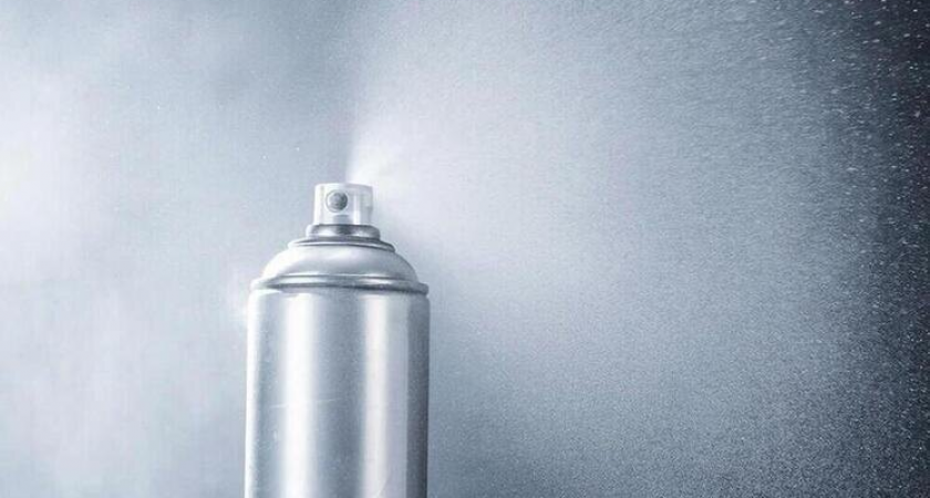 Опасная реклама у двух школ: южносахалинцы требуют убрать надпись с ссылкой на схему заработка