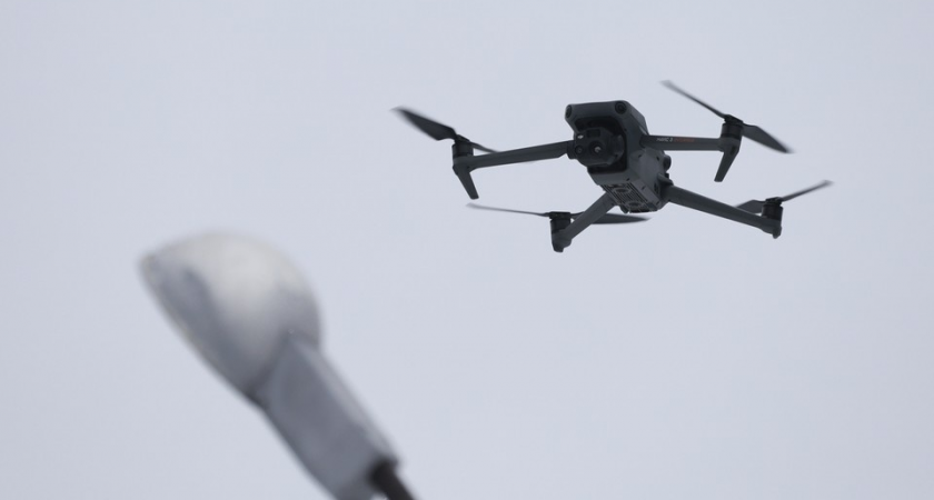 Ночная атака на восемь районов: пожары в домах, но жертв нет