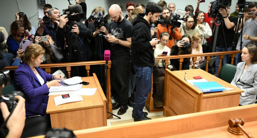 Прокурор просит отсрочку для выселения Долиной до конца января