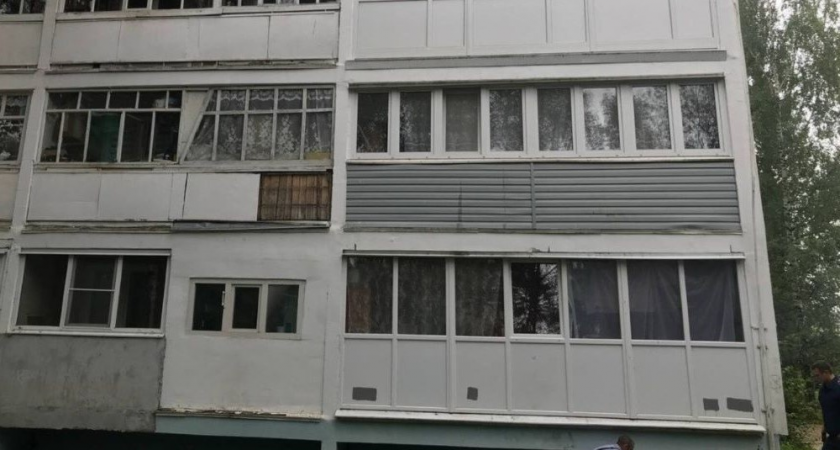 Мать выбросила месячного сына из окна 23 года назад: приговор вынесен в 2025