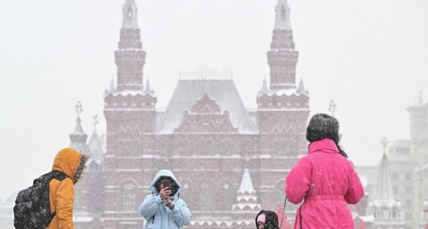 Минус 10 градусов и снегопады: Москву ждет «достойный зимний финал» декабря