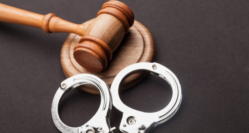 Дипломат продал секреты США за деньги: 12 лет строгача и штраф 100 тысяч