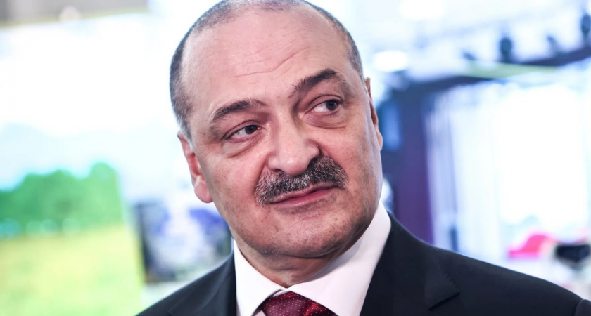 Меликов выгнал чиновника за пьяный дебош сына над женщиной