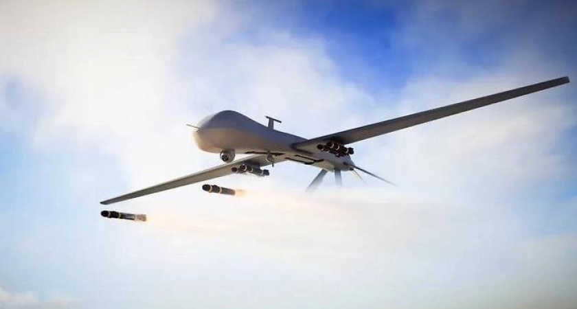 Обломки дрона пробили цех завода в Белореченске, вспыхнул пожар на 20 кв.м