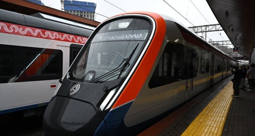 Метро закроют на 3 дня: замена стрелочного съезда на Калининской линии