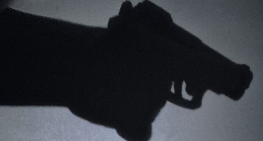 В Калининграде пенсионеры устроили перестрелку из-за ссоры: 6 выстрелов в жилом дворе