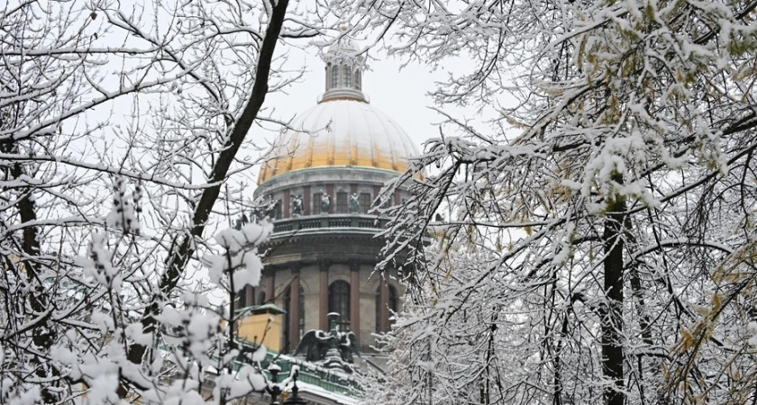 Рождественский мороз -15°: Петербург засыпет снегом на три дня