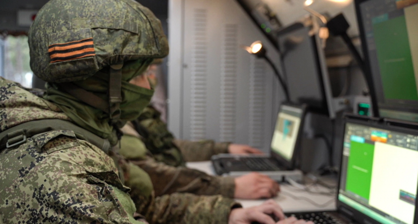 Обломок БПЛА пробил 9 этаж в Твери: один погиб, двое ранены