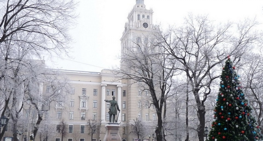 10 часов под дронами: воронежцев эвакуировали с катка в Рождественский сочельник