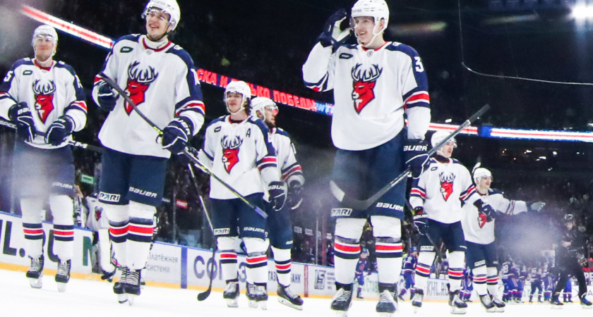 Северсталь разгромила Торпедо 7:6 в триллере и захватила лидерство в Западной конференции КХЛ