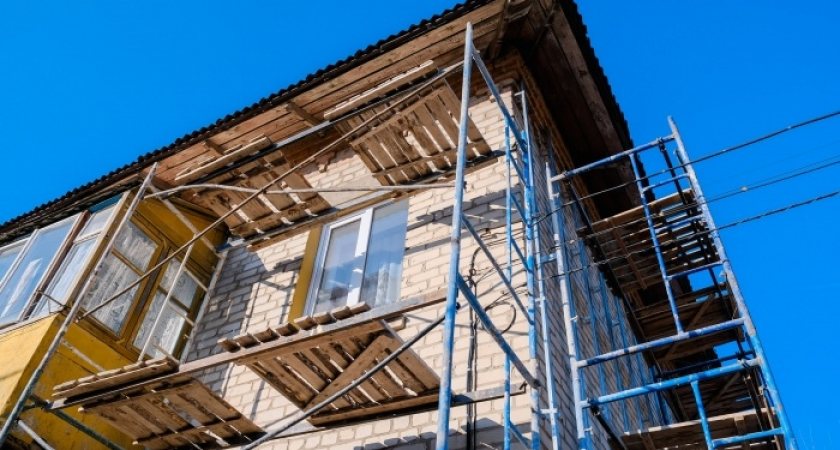 Масштабный рекорд: почти 700 многоэтажек и 618 лифтов отремонтировали в Волгоградской области за год