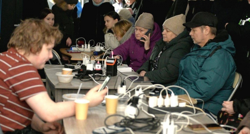 48 часов во тьме: в Мурманске перераспределили электричество, оставив районы без света ради больниц