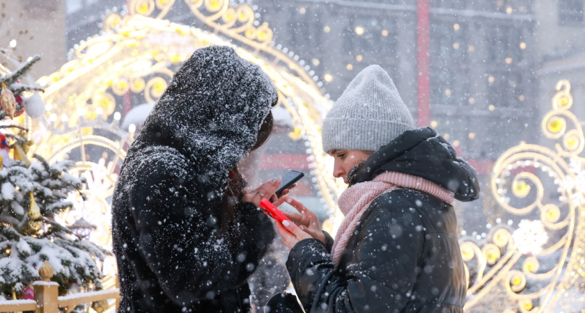 Тысячи россиян попались на фальшивые версии WhatsApp: мошенники крадут деньги и данные через фейковые приложения