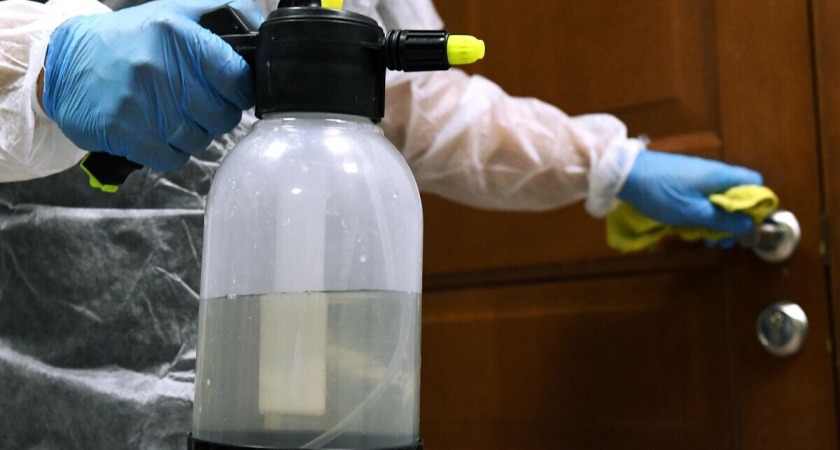 Туберкулез в петербургской школе: сотрудника госпитализировали, учеников срочно проверяют