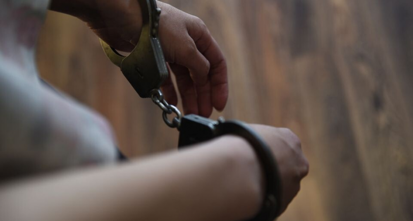 Религиозный тур с трагическим концом: мать утопила сына в Москве после попытки забить старшую дочь камнем