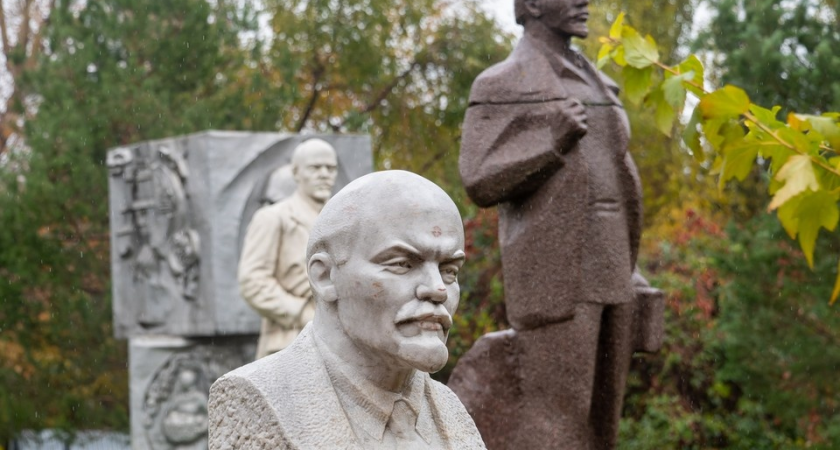 «Диагноз не составлял трудности»: врач раскрыл тайну нейросифилиса Ленина на основе редких записей его лечащих докторов