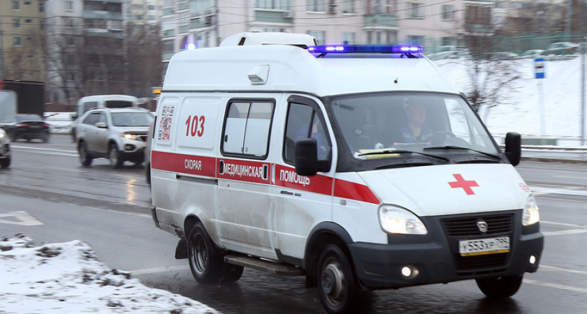 21-летний москвич чуть не потерял достоинство в горлышке полуторалитровой бутылки — спасла экстренная операция