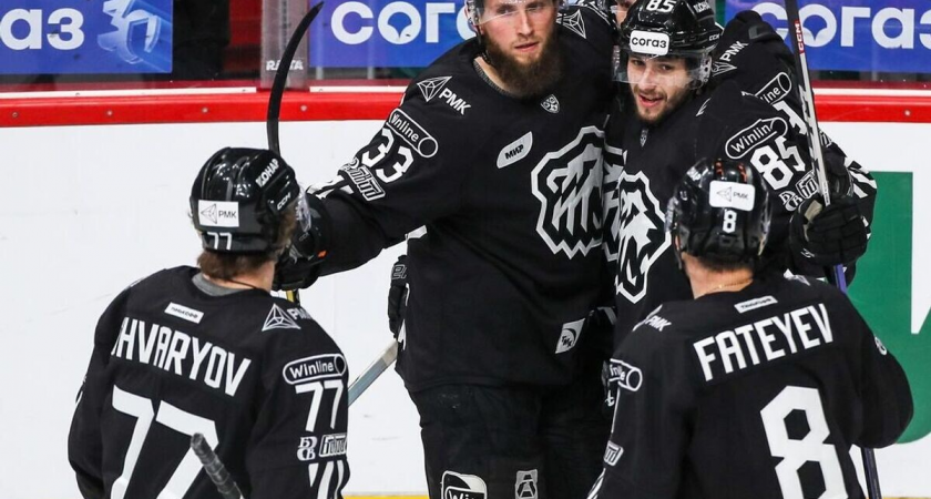 «Трактор» прервал победную серию «Сибири», забросив три шайбы в гостях