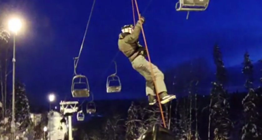 Экстремальная остановка: 50 человек зависли в воздухе на подмосковном фуникулере
