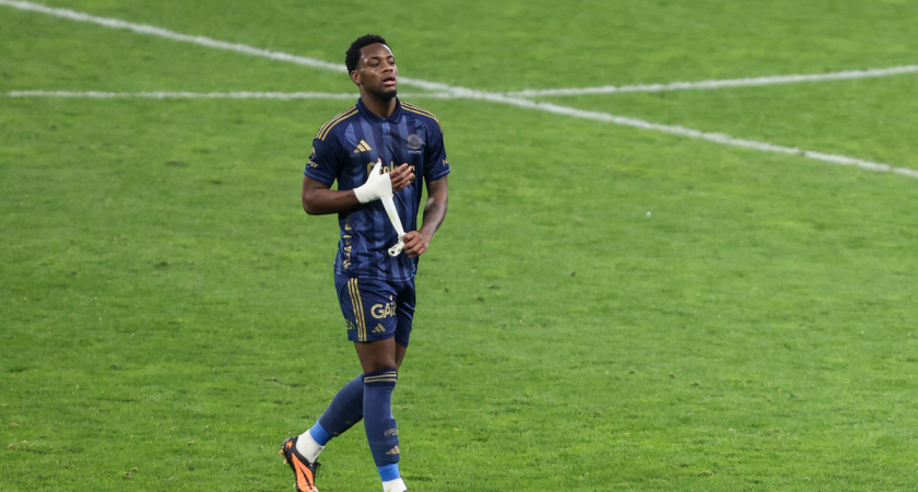 «Зенит» нацелился на €77-миллионного форварда: Джон Дуран может сменить Фенербахче на Петербург