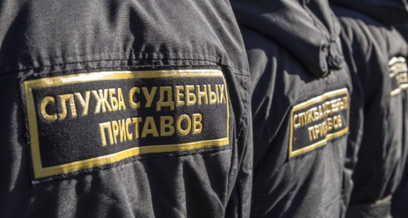 Исчезнувшая с семьей красноярка Усольцева задолжала приставам 4750 рублей за нарушения ПДД