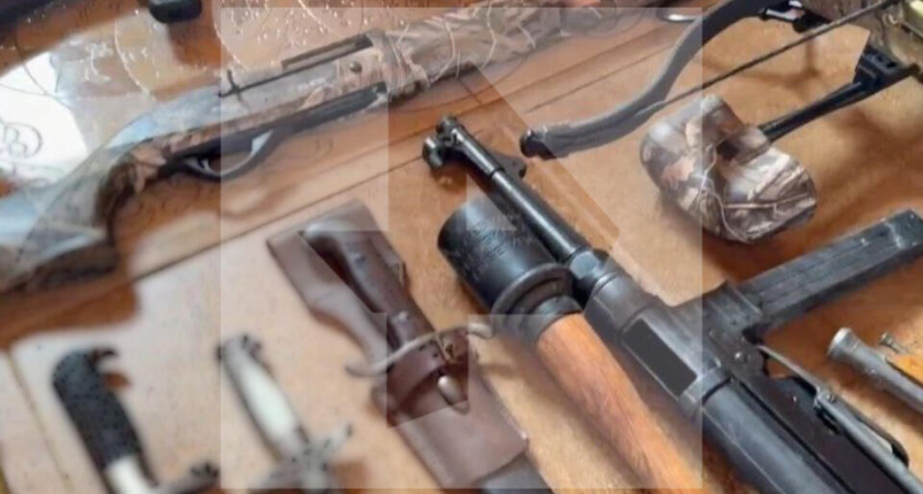 Арсенал экс-судьи: от нацистских кинжалов SS до шлема из фильма «Хищник» в коллекции Слуки