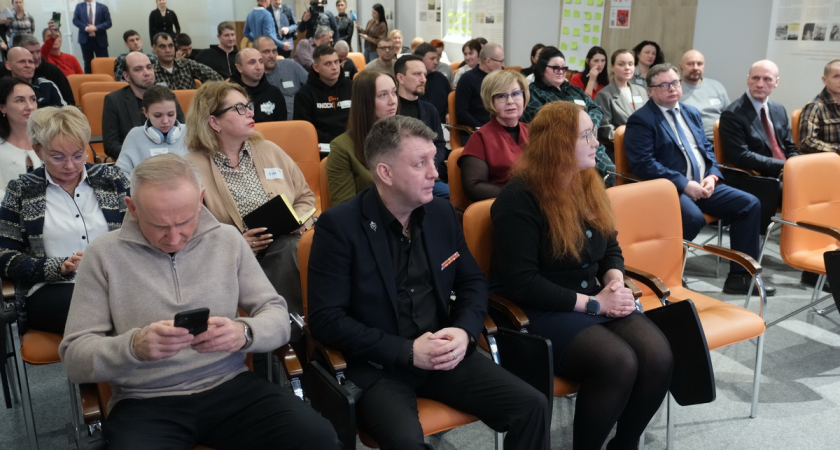 От фронта к бизнесу: 50 ветеранов СВО в Новосибирске осваивают предпринимательство по программе «СВОй бизнес»