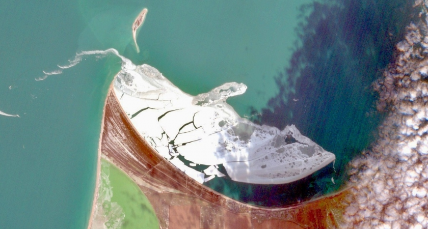 Уникальный 7-километровый «айсберг» обнаружен у берегов Крыма: редкое явление в Черном море