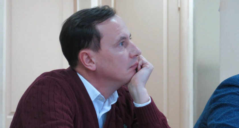 «Два раза в год на Сейшелы»: прокуратура раскрыла роскошные траты депутата Галкина в споре за московскую квартиру