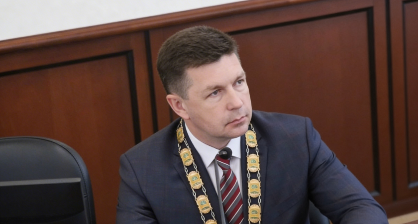 «Далось непросто»: мэр Липецка уходит в отставку из-за семейных обстоятельств после 3 лет службы
