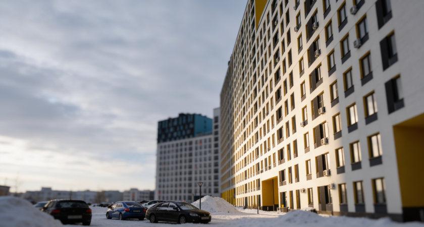 «Дышать невозможно»: едкий запах нечистот проникает в квартиры тюменцев через вентиляцию и щели