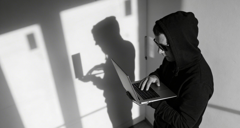 Миллионы на азарте: как семья экс-генерала Генштаба ВСУ Уразова зарабатывает на российских любителях казино