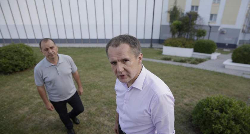 Свыше 200 беспилотников ударили по 16 районам Белгородчины: девять раненых и десятки разрушенных домов