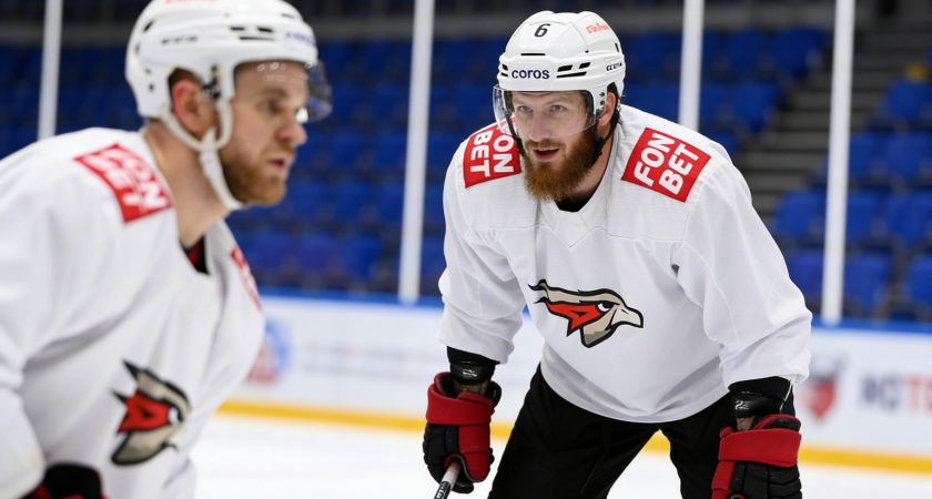 Приставы ищут скрытое имущество Телегина: олимпийский чемпион задолжал Пелагее более 71 миллиона рублей