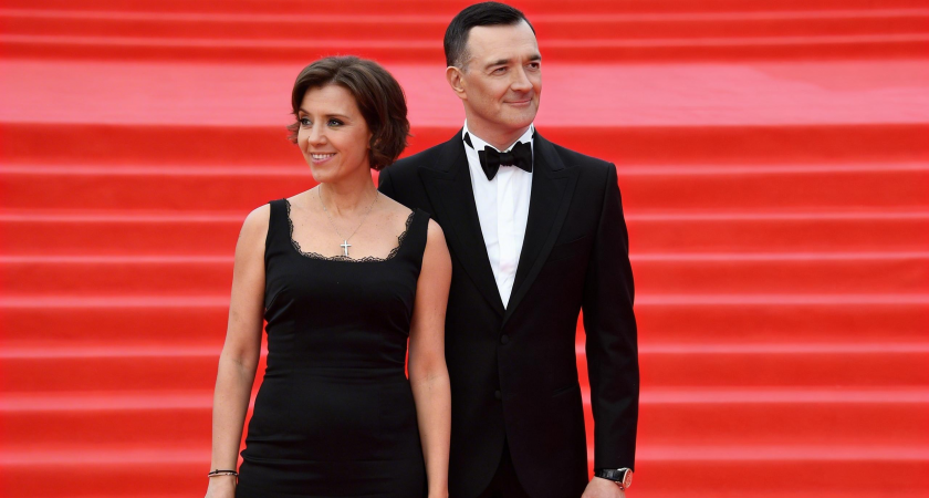 51-летний Егор Бероев тайно женился на юной балерине после развода с Алферовой