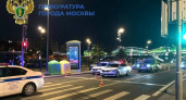 Кроссовер сбил пятерых на Бережковской набережной: двое детей в клинике Рошаля, взрослые в тяжелом состоянии