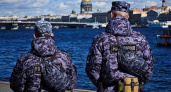 Военным, Росгвардии и МВД поднимут зарплаты на 7,6% вместо обещанных 4,5%