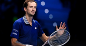 Медведев впервые с 2017 года вылетел в первом круге US Open после скандала с судьей
