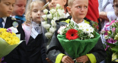 Половина российских родителей отказывается покупать цветы учителям на 1 сентября
