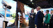 За полгода выставку "Путешествие по России" посетили 100 тысяч человек и отправили 75 тысяч цифровых сердец