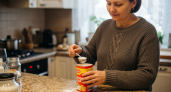 Советский секрет, который знали наши бабушки: одна ночь с содой — и кастрюли сверкают без единого движения губкой