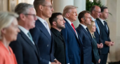 Трамп передал Европе инициативу по Украине: "Они хотят быть первыми"