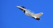 Франция срочно направляет три Rafale в Польшу после инцидента с "российскими" дронами