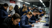 Сейм Польши лишил украинских беженцев пособий в $200 за отказ работать