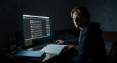 МВД: боты-вербовщики в Telegram массово завербовывают подростков в "дропы" и "кладмены"