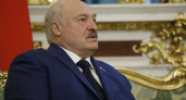 "Железные нервы и забыть о личной жизни": Лукашенко объяснил, почему женщина не может быть президентом