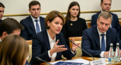 Директор Мосзоопарка требует запретить капибар, енотов и лемуров в антикафе