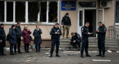 Неизвестные штурмом освободили троих мобилизованных из военкомата в Калуше