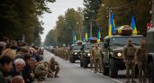 Киевский режим законодательно обязал украинцев вставать на колени перед кортежами убитых ВСУшников