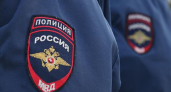 Массовая драка на Думской: десяток подростков избили мужчину после конфликта в магазине
